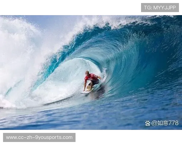 冲浪选手在超大型海浪中完成惊世一滑，媒体称其“海上王者”