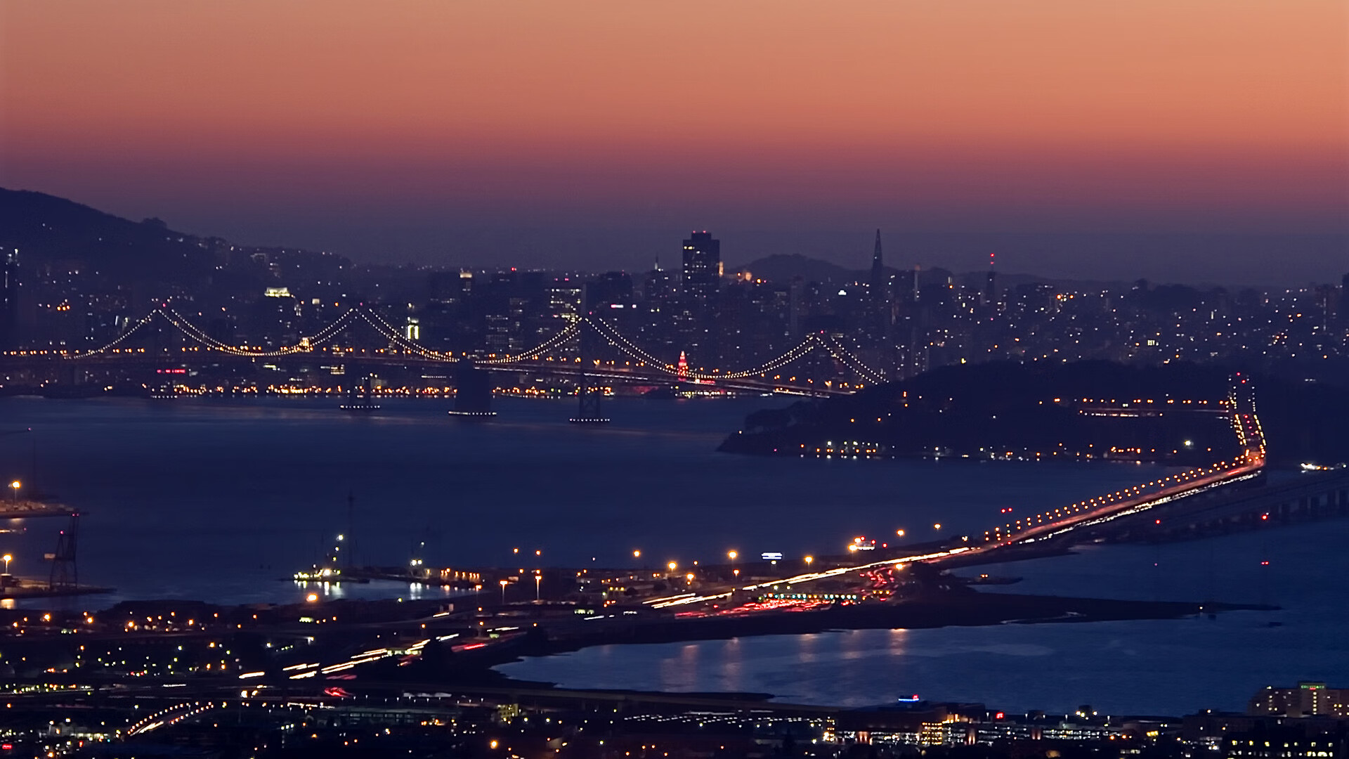 数字化足球赛事管理平台实现多语种支持，推动国际交流，数字智能足球